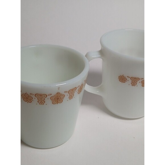 Vintage Pyrex Butterfly Gold Coffee Mug & Creamer Set 2 Mugs 1 Creamer MCM EUC - Picture 9 of 12